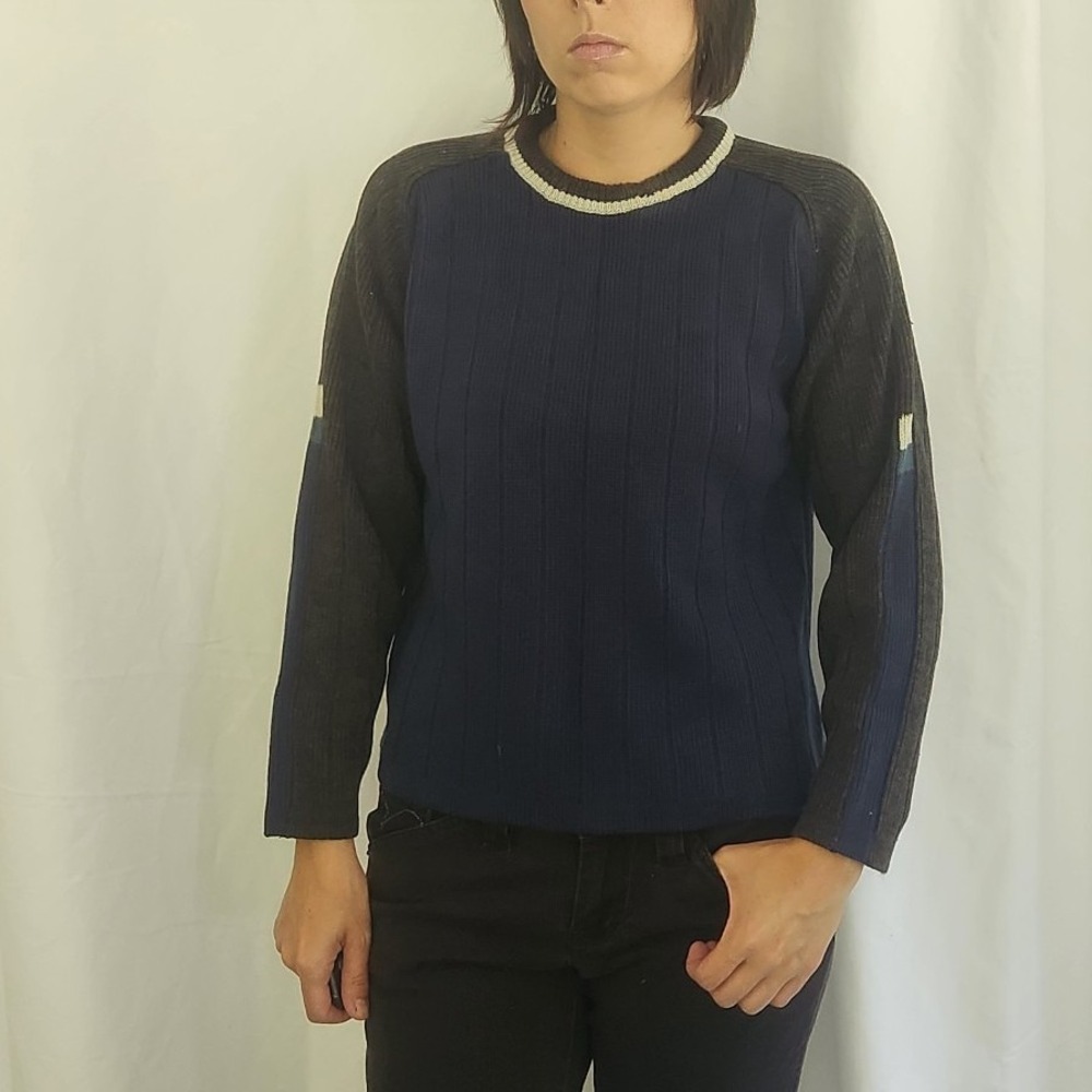 Y2K Blue and Gray Sweater